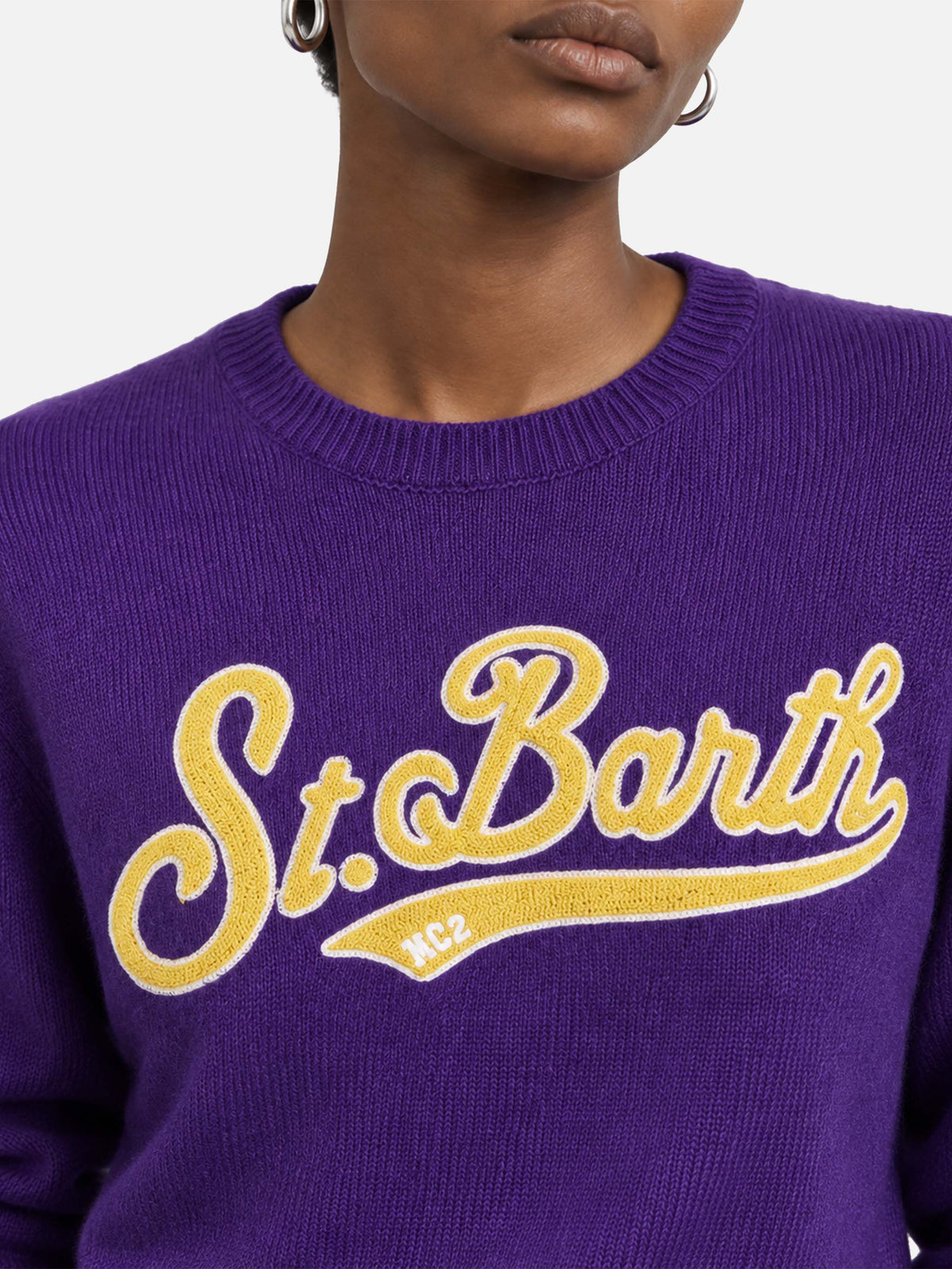 Pull cropped Purple New Queen avec logo 