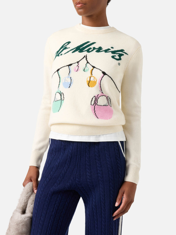 Pull en maille à col rond New Queen blanc cassé avec motif téléphérique en intarsia St. Moritz | Special edition 