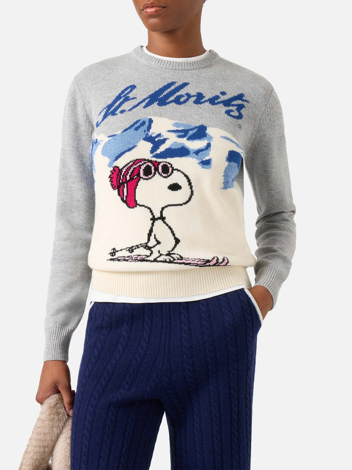 Pull en maille à col rond Grey New Queen avec intarsia Snoopy au ski | Special edition 