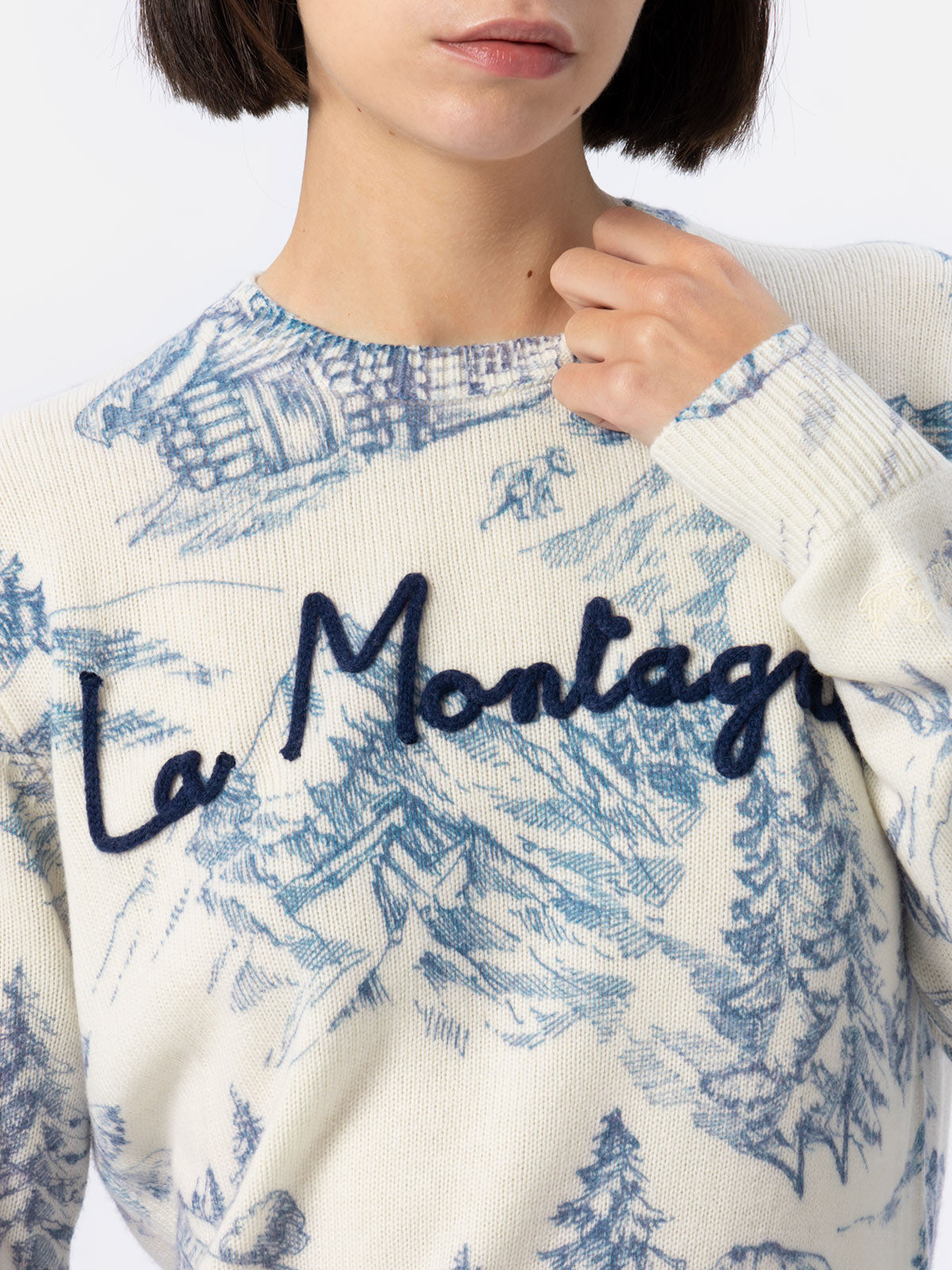 Woman white sweater New Queen with toile de jouy print and La Montagne embroidery - MC2 Saint Barth