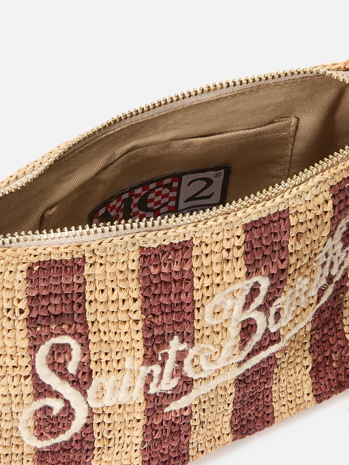 Gestreifte Raffia-Pouch mit gesticktem Logo 