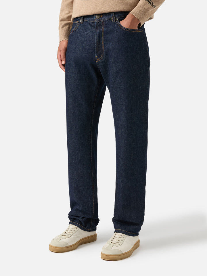 Jeans de denim Riverdale blue oscuros con acabado raw 