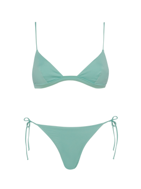 Klassische Badehose „Marielle“ in Salbeigrün – Triangel-Oberteil „Rylie“ in Salbeigrün