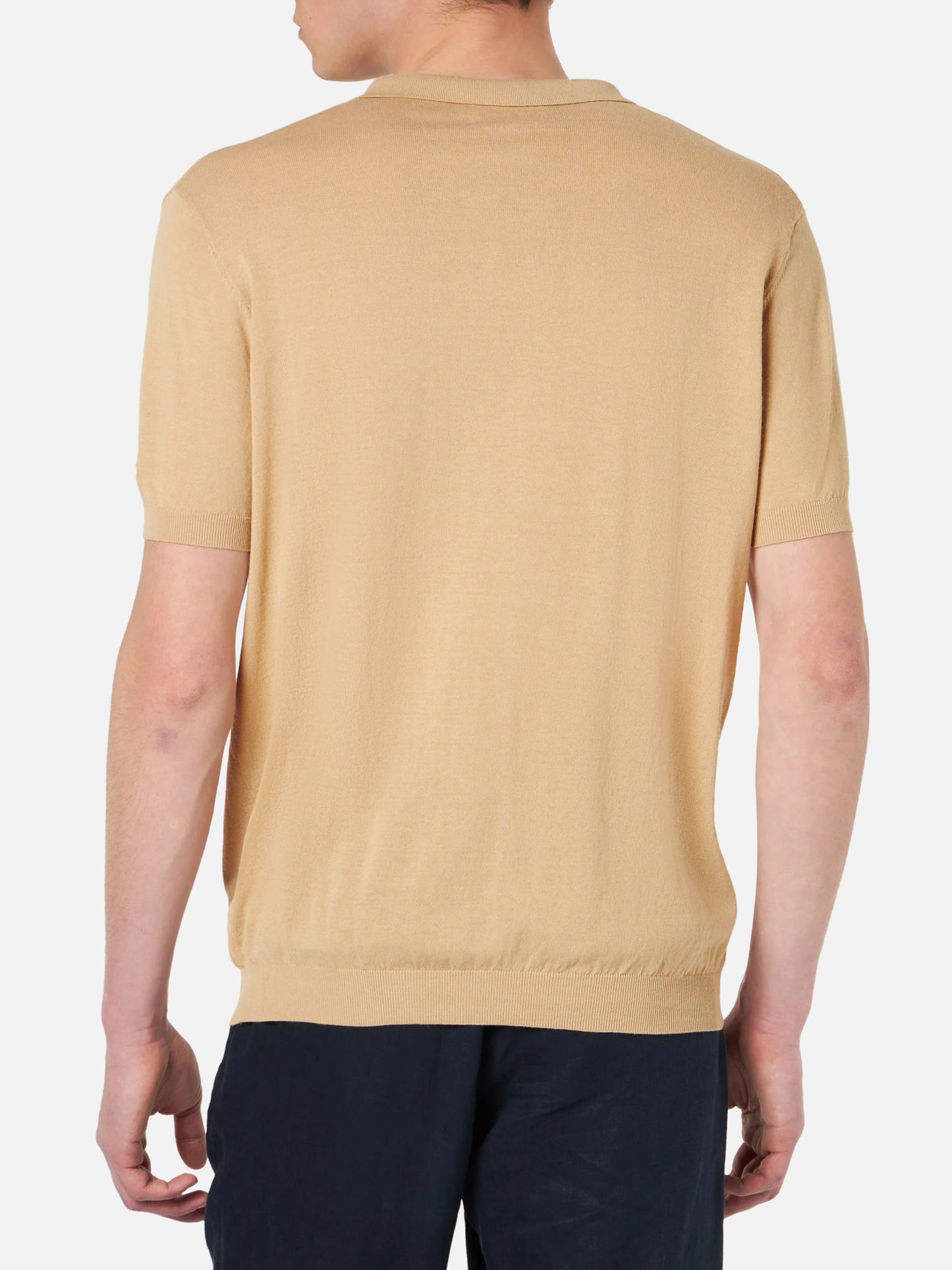 Polo Sloan in maglia beige senza bottoni