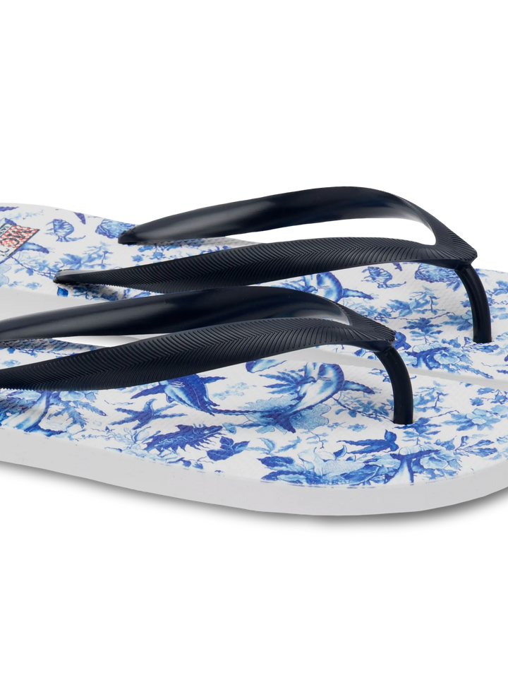 Flip flops Tommy with sharks print | AI CO-CREATED DESIGN BY RICKDICK - POWERED BY RED-EYE