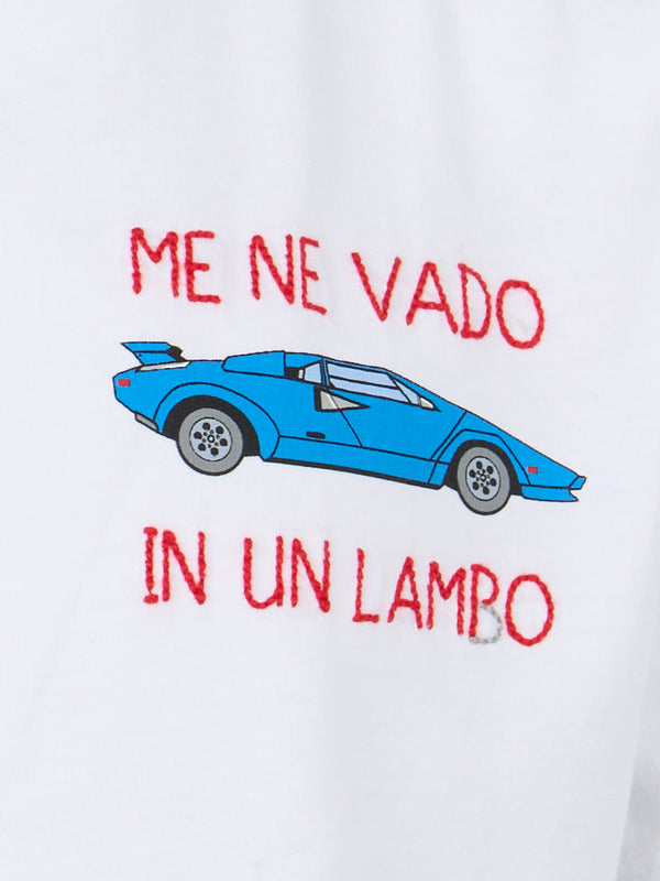 Baumwoll-T-Shirt für Jungen mit der Stickerei „Me ne vado in un lambo“.