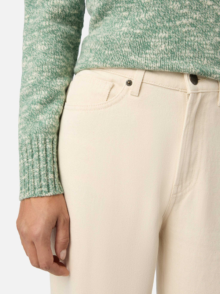 Pantalones June de denim de algodón off white con bordado del logo 