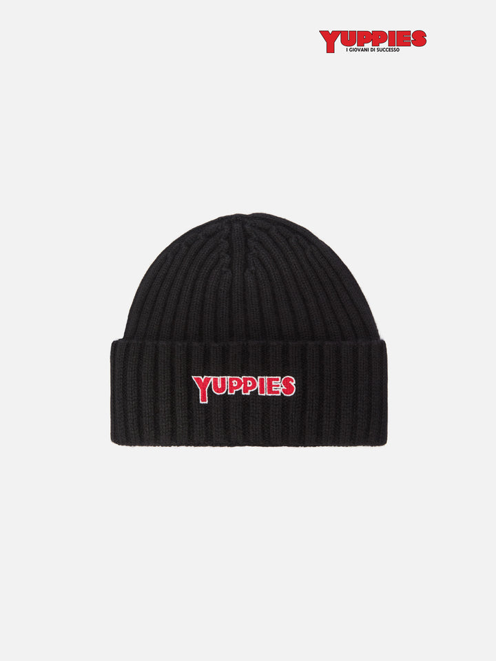 Wengen beanie in cashmere blend in black with Yuppies embroidery