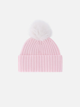 Bonnet Wengen rose avec pompon et broderie St. Barth 