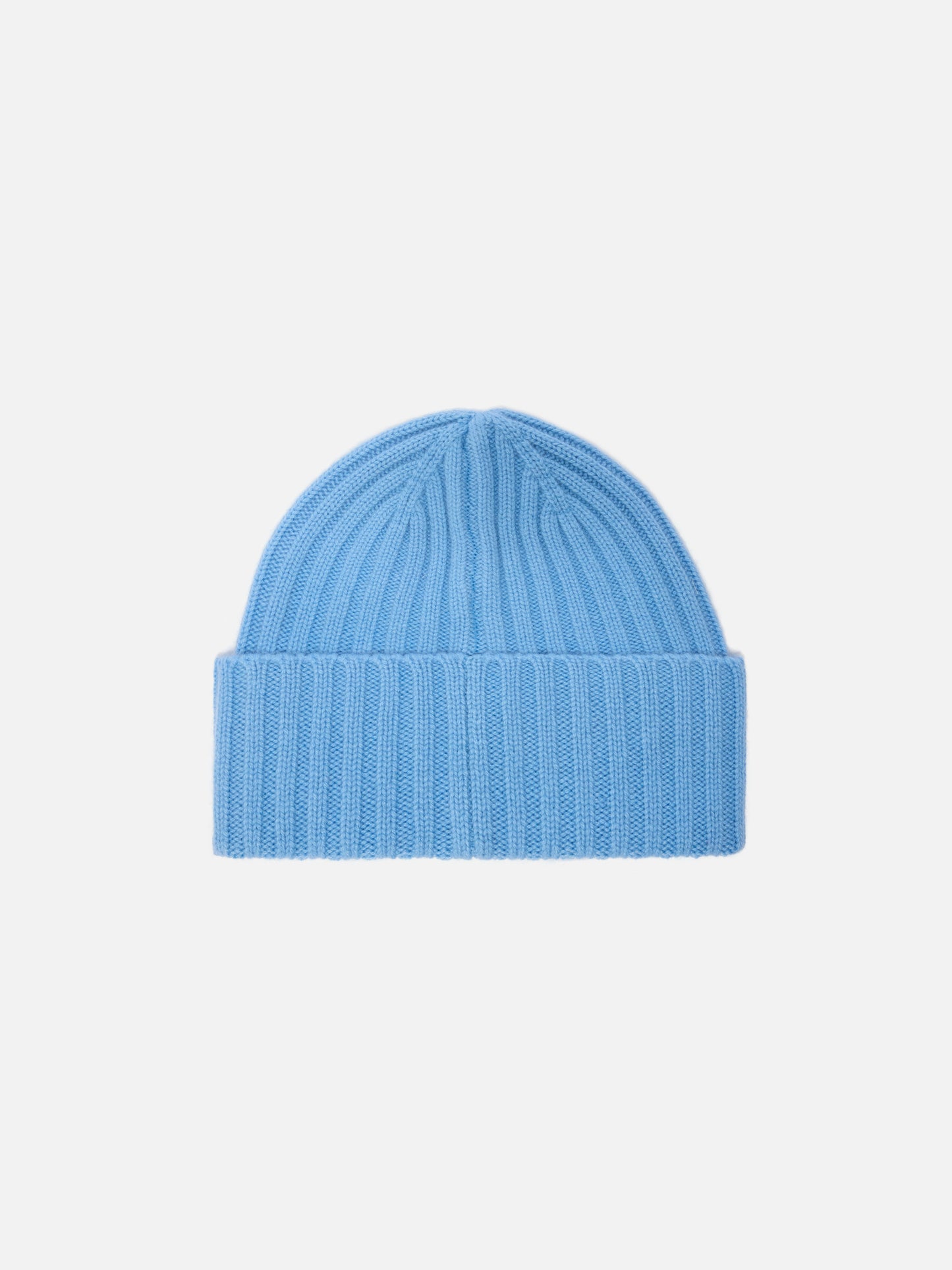 Wengen beanie in cashmere in light blue with St. Barth embroidery on the turn-up