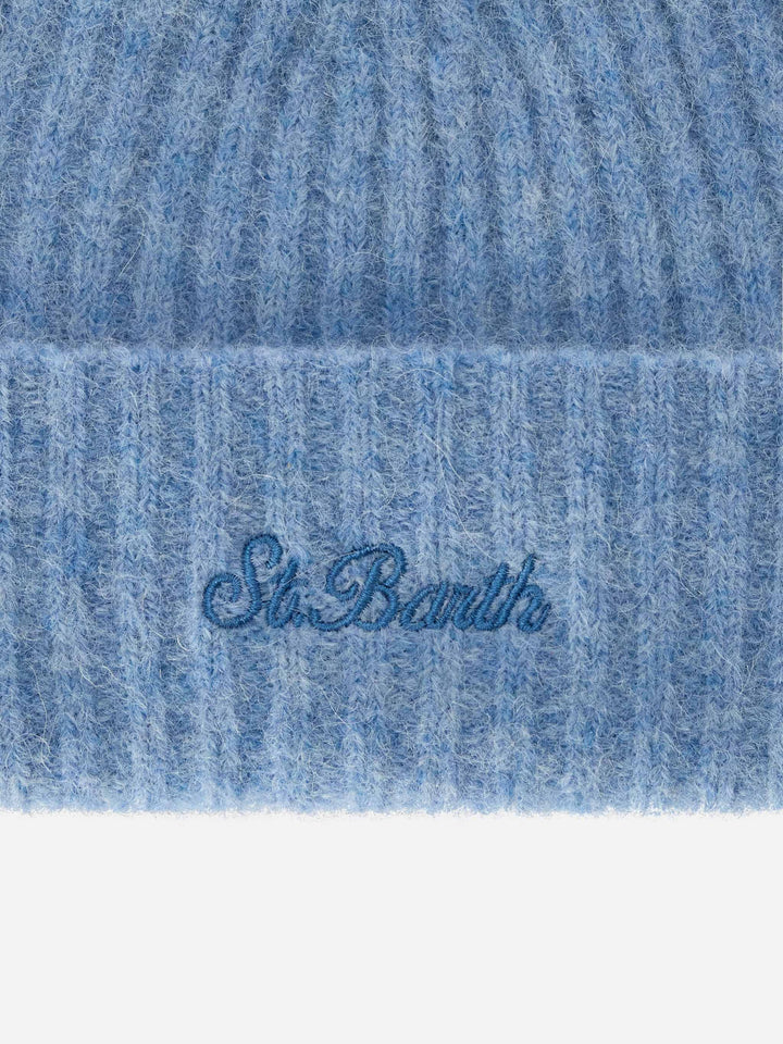 Berretto Wengen azzurro in misto alpaca con ricamo logo