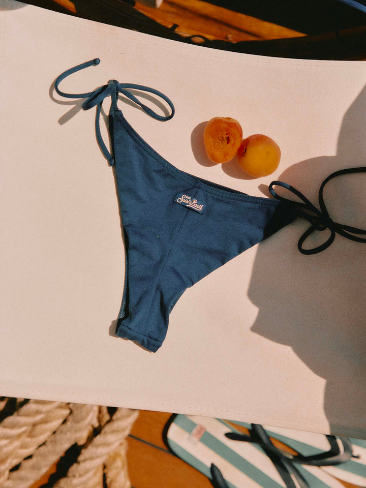 Amira Naomi navy blue bikini balconnet uni 