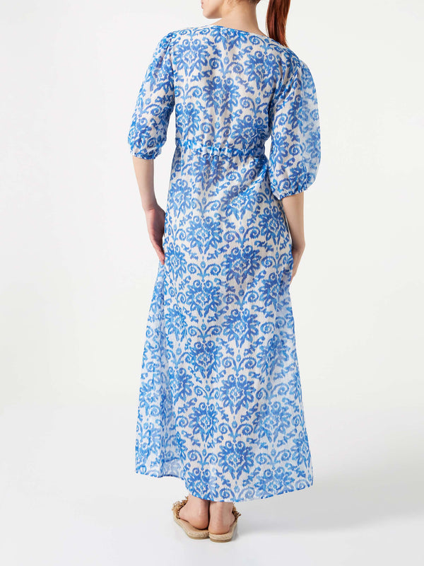 Langes Strandkleid Bliss aus Baumwolle und Seide mit Ikat-Print