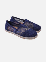 Blaue Makramee-Espadrillas