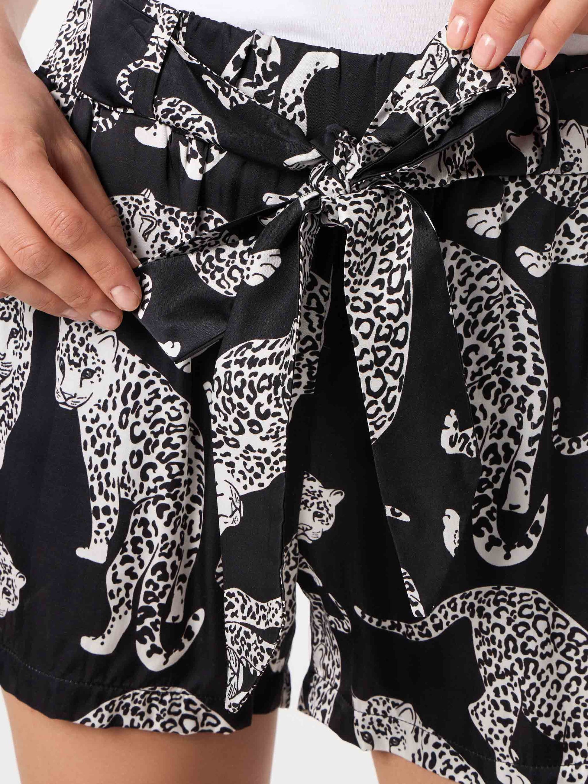 Tiger print woman shorts - MC2 Saint Barth