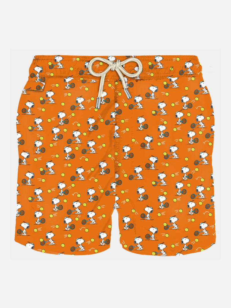 Costume da bagno da uomo in tessuto leggero con stampa Tennis Snoopy | SNOOPY - EDIZIONE SPECIALE PEANUTS™