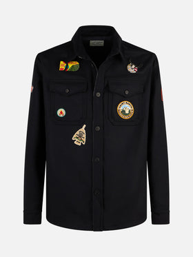 Camicia da uomo blu in lana con tasche e toppe