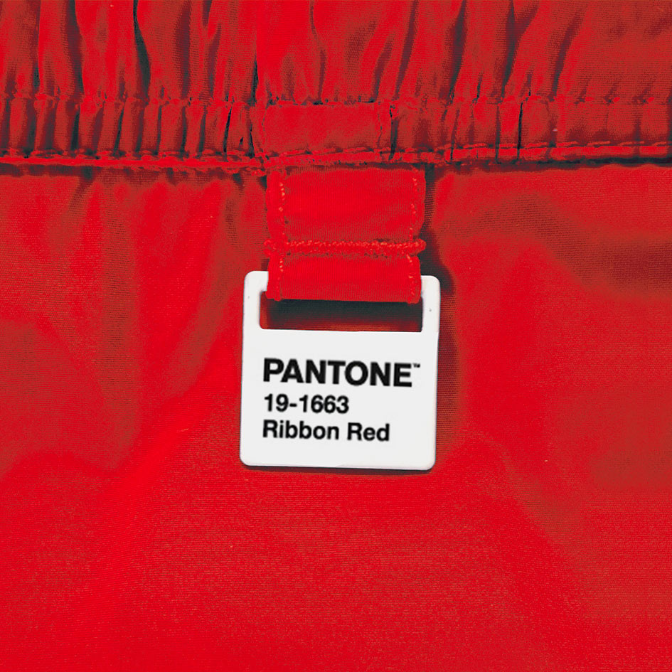 Costume da bagno da bambino in tessuto leggero rosso | Edizione speciale Pantone®