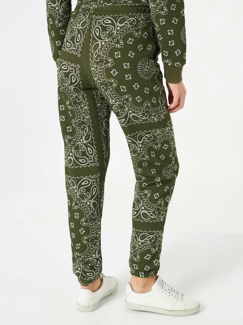 Pantalone da donna in felpa con stampa bandana verde