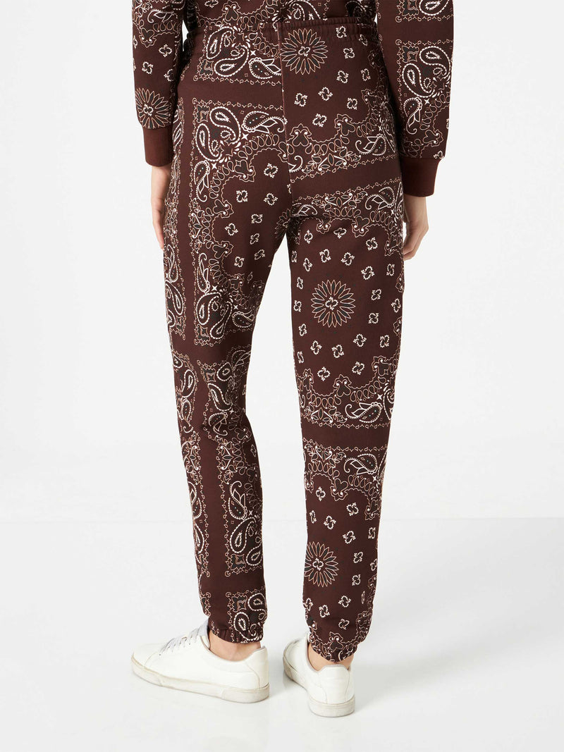 Woman fleece pants with brown bandanna print