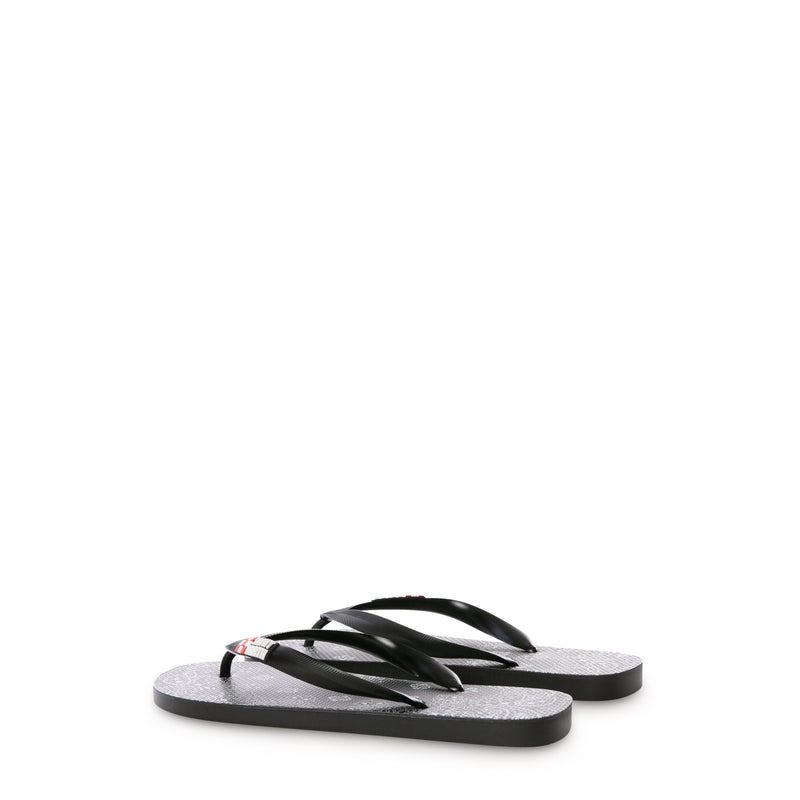 Man flip flops with bandanna print