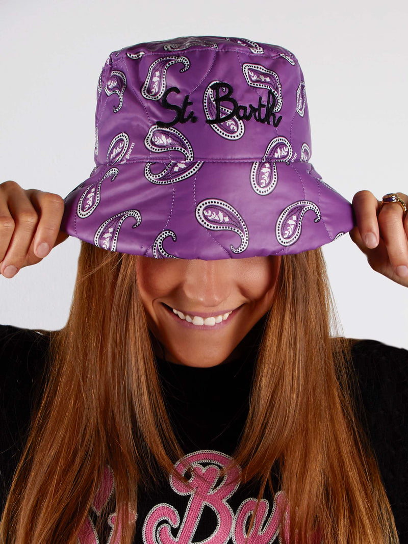 Cappello da donna modello pescatore con stampa paisley