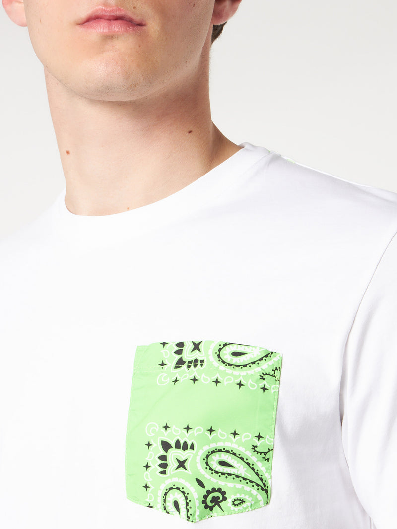 Man cotton t-shirt with green bandanna pocket