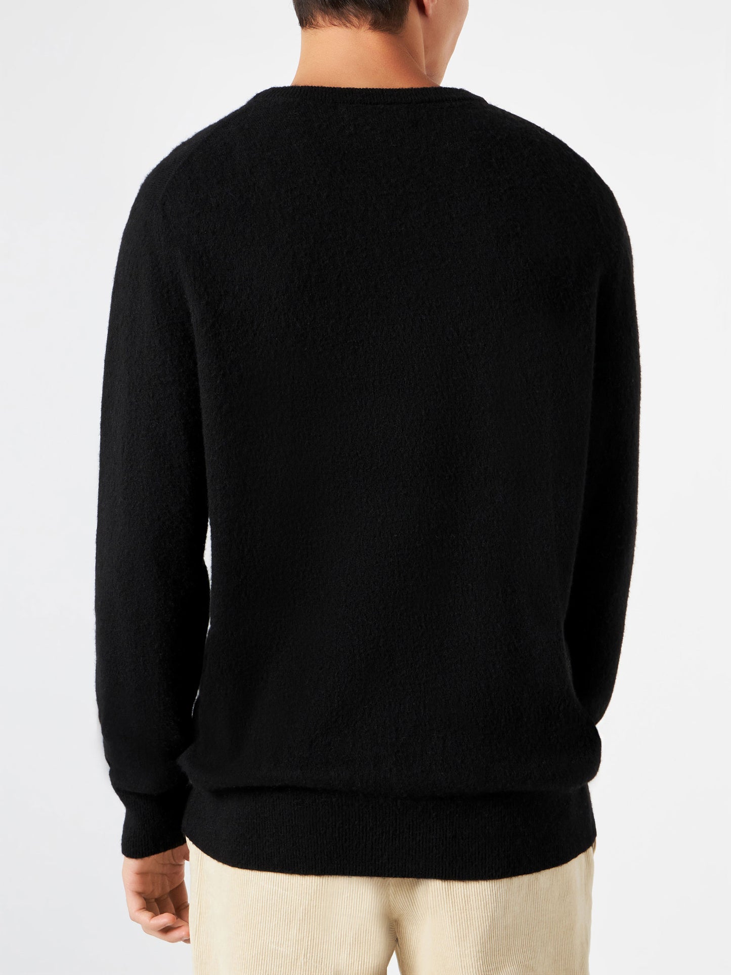 Maglione da uomo morbido con stampa Snoopy Night Legend | SNOOPY - EDIZIONE SPECIALE PEANUTS™