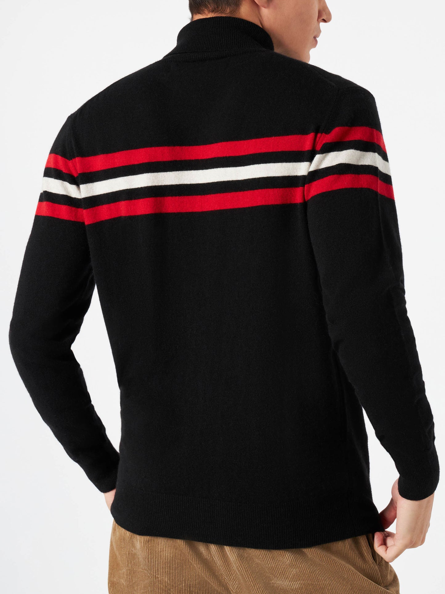 Blended cashmere turtle neck sweater with patch