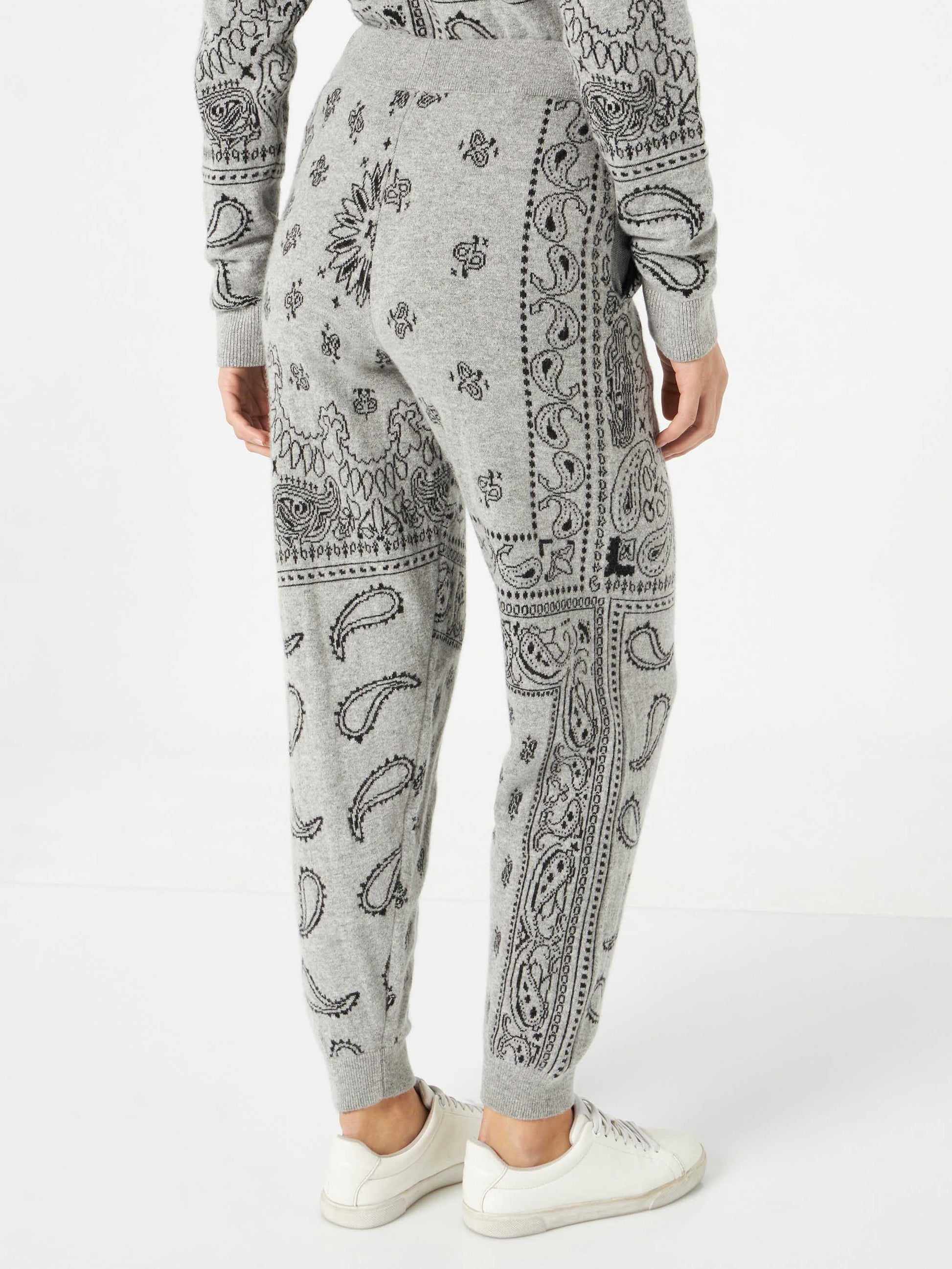 Woman lightweight knit sweatpants with grey bandanna print - MC2 Saint Barth